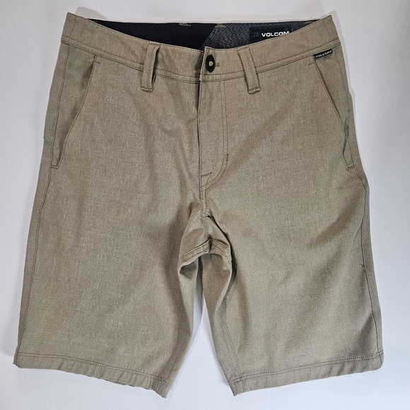 Volcom Mens Shorts Size 28 Beige Khaki Surf & Turf 4 Way Stretch Skater Style - Picture 1 of 6